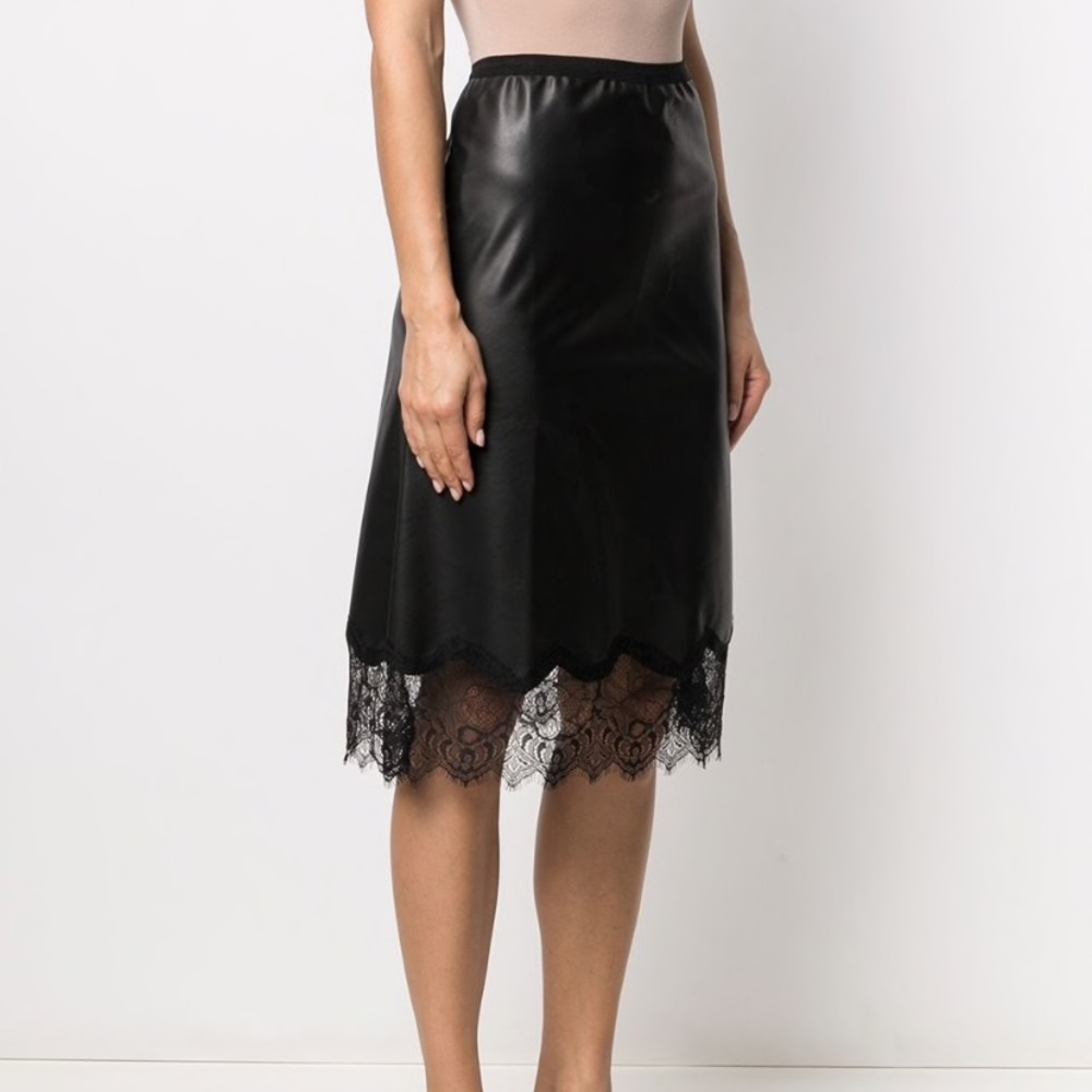 Gold Hawk Lace Trim Straight Skirt